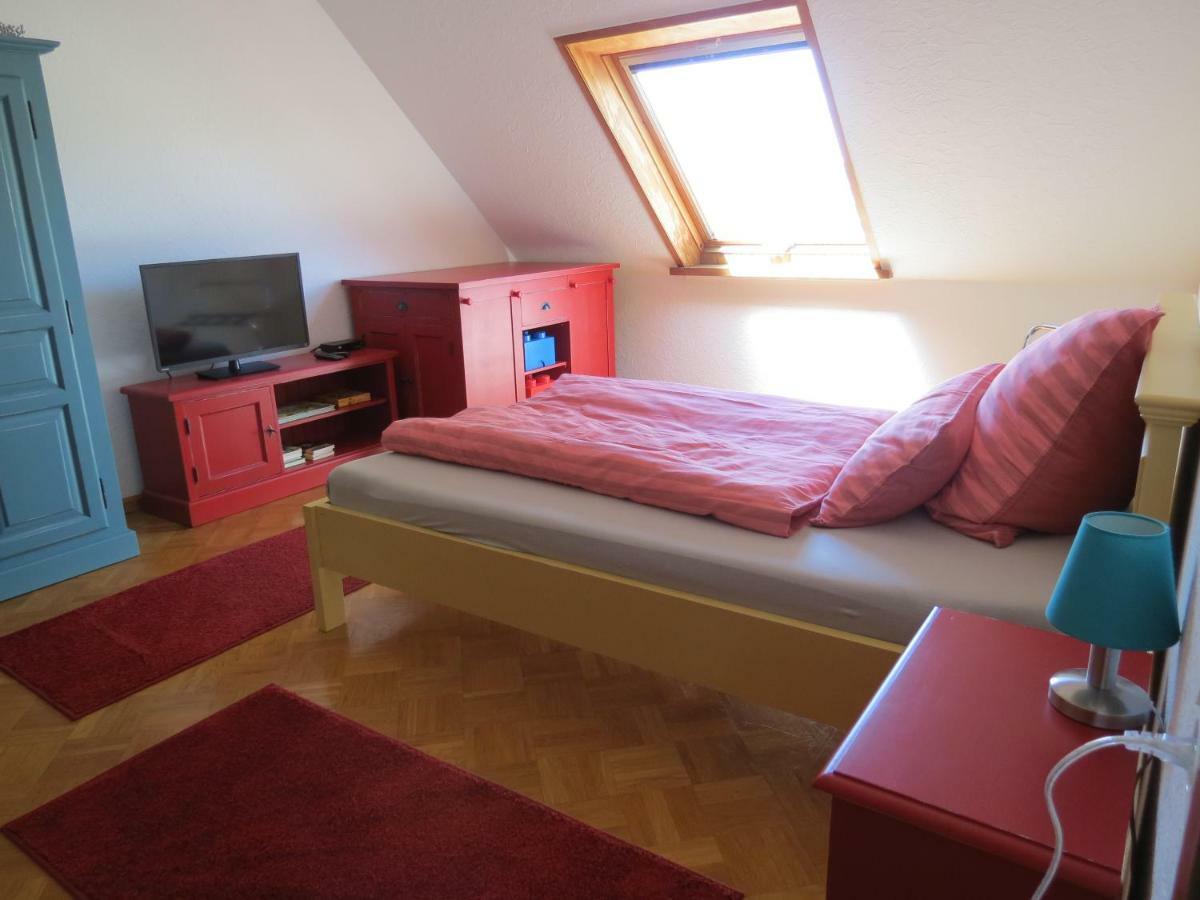 Ferienwohnung Am Gaessle Етенхайм Екстериор снимка